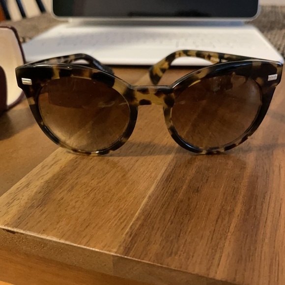 Oliver People’s sunglasses main image 5